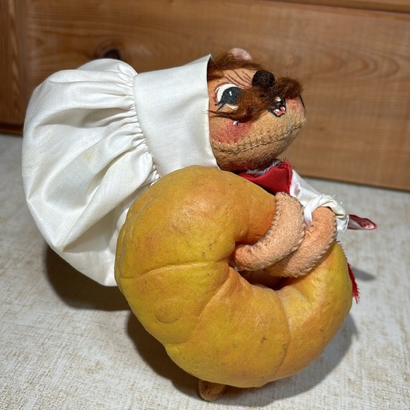 Vintage "Annalee"  French  Pastry Croissant Chef  Mouse 1991 - Picture 9 of 10
